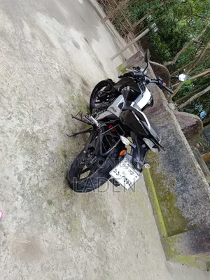 টিভিএস অ্যাপাচি ১৬০ ৪ভি ২০১৯ ব্ল্যাক