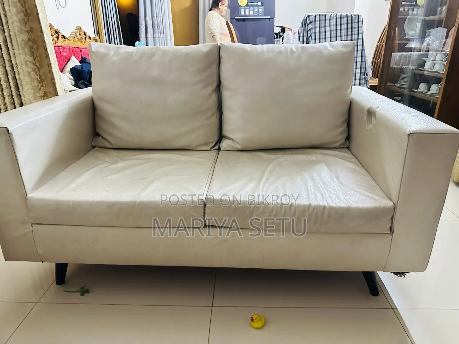 লাক্সারি সোফা সেট বিক্রির জন্য