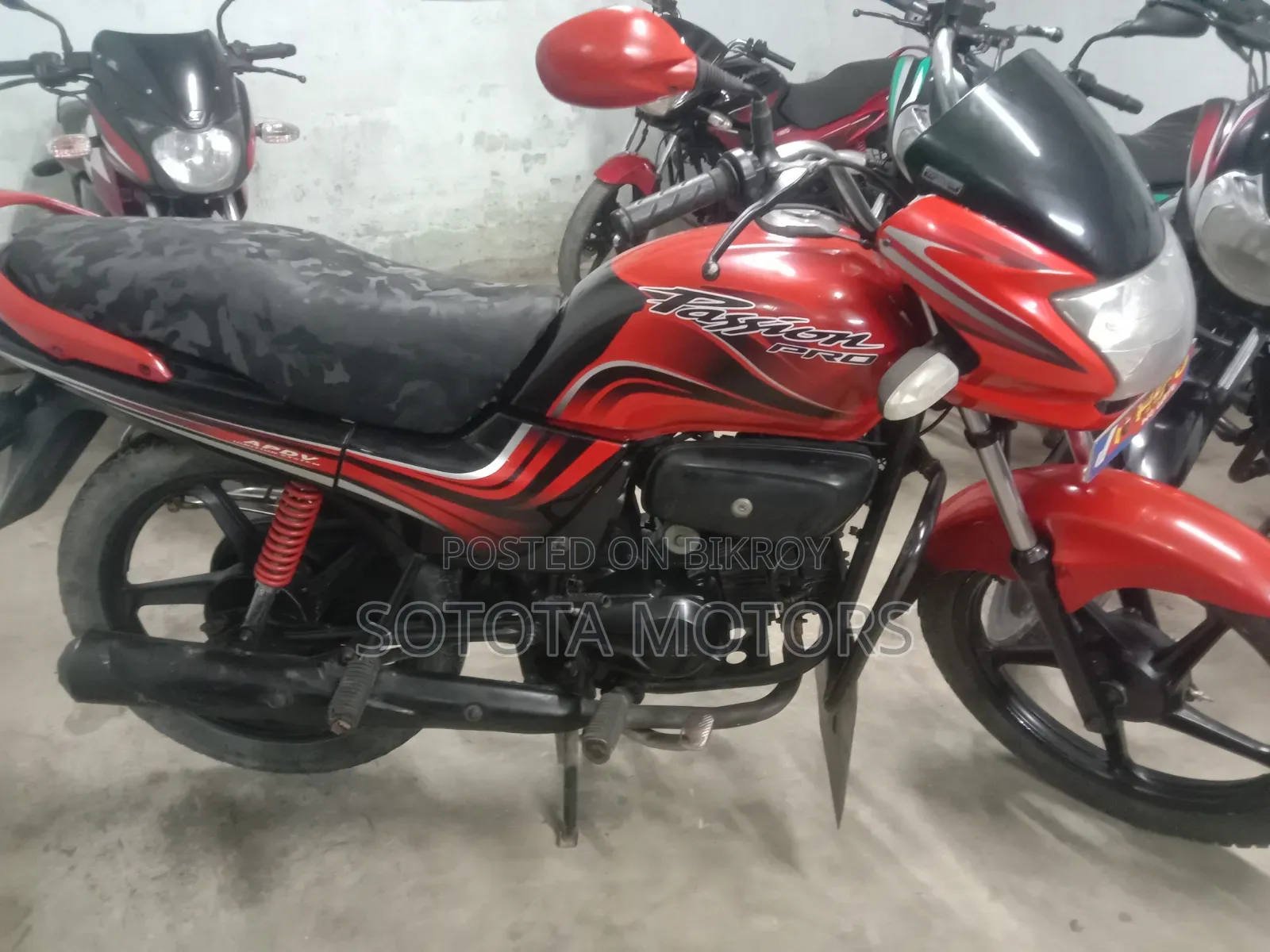 Hero Passion Pro 2013 Red