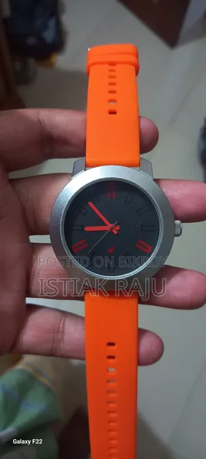 ফাস্টট্র্যাক ঘড়ি
