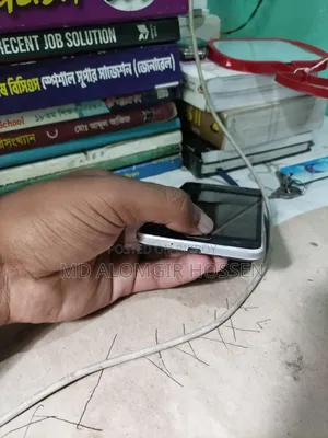 স্যামসাং গ্যালাক্সি জে২ ৮ জিবি কালো
