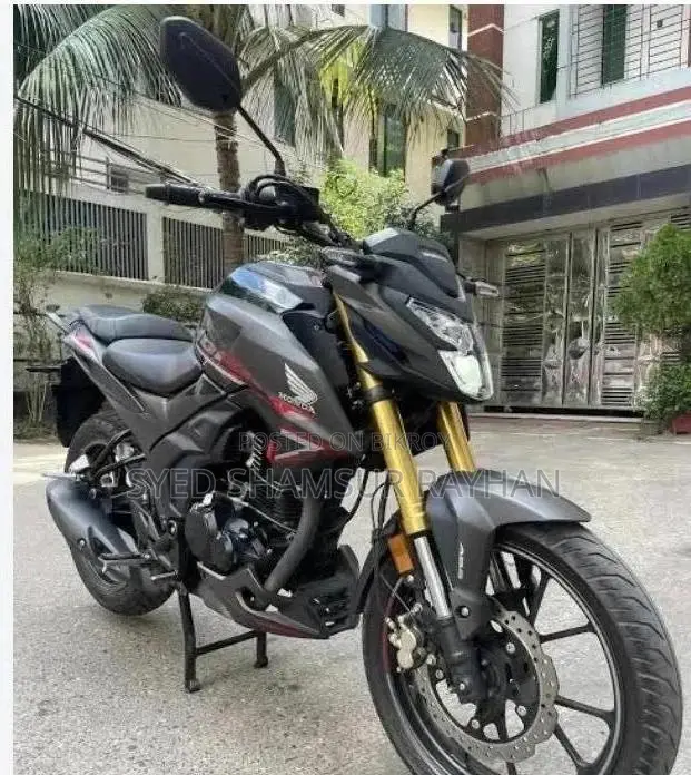 New Honda Hornet 2025 Gray