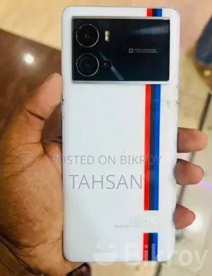 iQOO 256 GB White