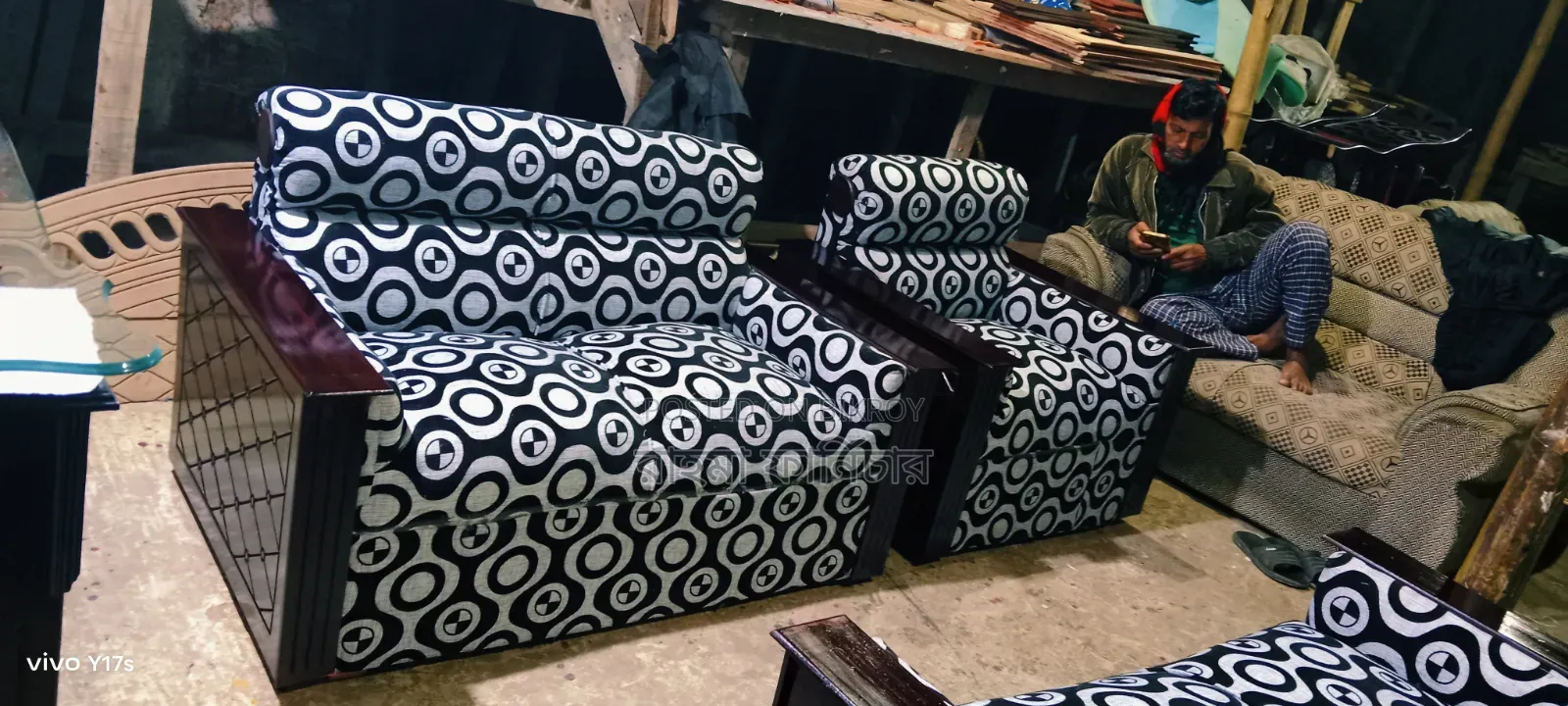 Fullbox Sofa Set by Rahma Furniture