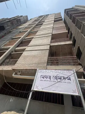 উত্তরায় বিক্রয়ের জন্য ফার্নিশড ৩ বেডরুমের অ্যাপার্টমেন্ট
