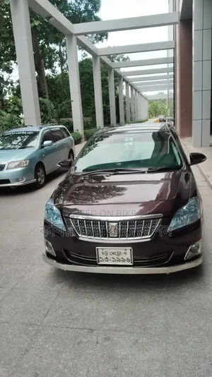 Toyota Premio 2015 Maroon