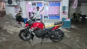 Yamaha FZ 2016 Red