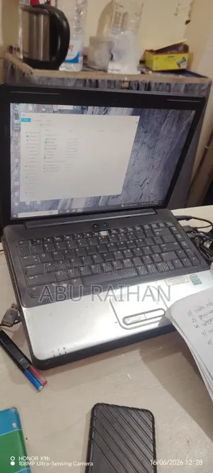 Laptop Compaq 2GB Intel Celeron SSD 60GB