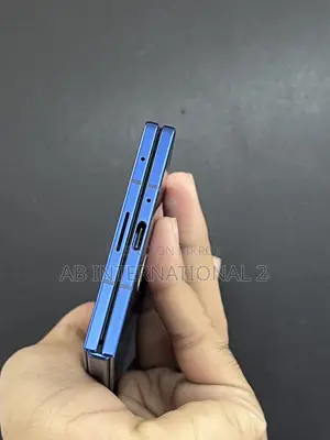 স্যামসাং গ্যালাক্সি জেড ফোল্ড৭ ২৫৬ জিবি ব্লু