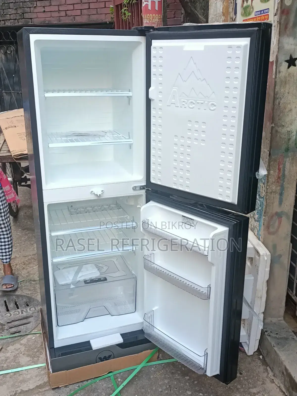 35% Discount!!!! Wfb-2eo-Gdel Model 250 Liter Walton Refrigerator.