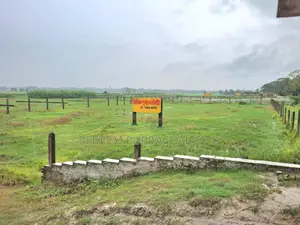 পূর্বাচলে ৫ কাঠার বাণিজ্যিক জমি