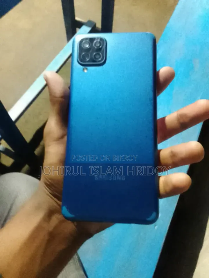 Samsung Galaxy A12 128 GB Green