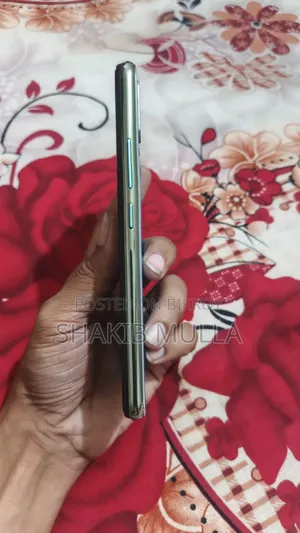 Vivo Y17 256 GB Blue