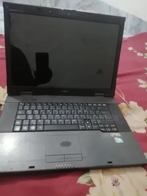 Laptop Fujitsu 2GB Intel Pentium HDD+SSD 500GB