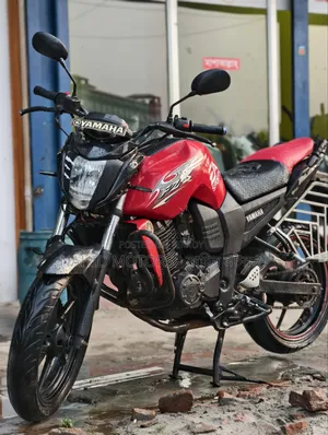 Yamaha FZ 2014 Red