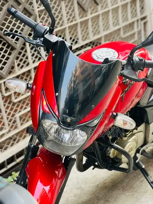 Bajaj Pulsar 150 2011 Red