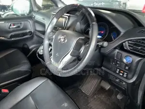 Toyota Esquire 2021 Black