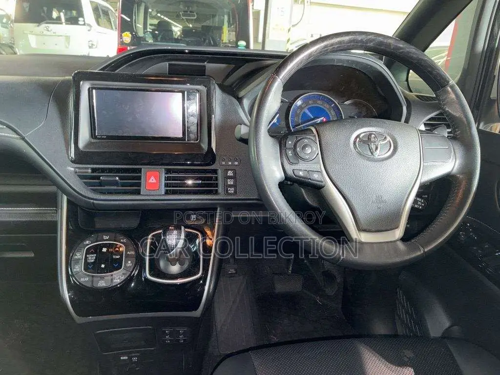 Toyota Esquire 2021 Black