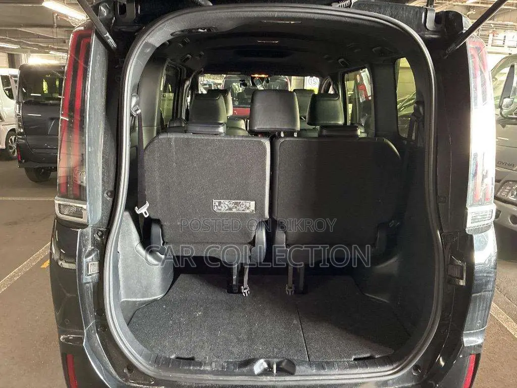 Toyota Esquire 2021 Black