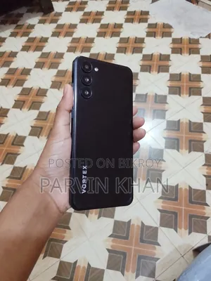 মোবাইল ফোন ১৬ জিবি কালো