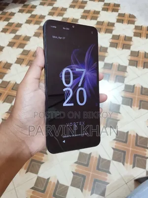 মোবাইল ফোন ১৬ জিবি কালো