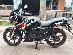 TVS Apache RTR 160 2V 2017 Black