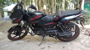 বাজাজ পালসার ১৫০ ২০১৭ কালো