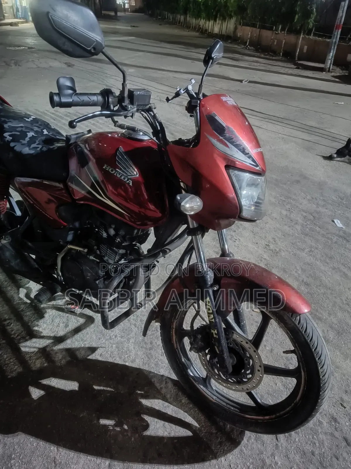 হোন্ডা ২০১৫ লাল