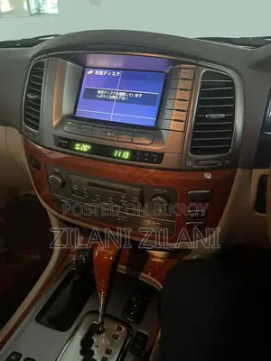 Toyota Land Cruiser Cygnus 4.7 2003 Gold