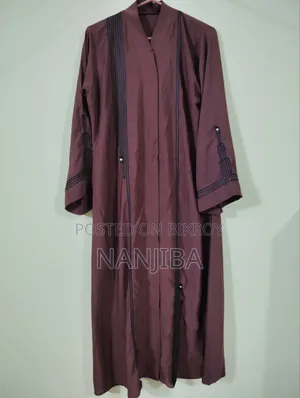 স্টাইলিশ মেরুন লং বুরকা