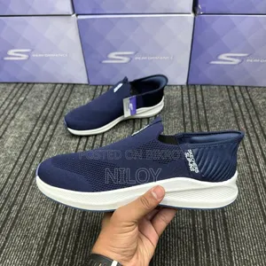 Skechers With Easy Wear Tech Super Comfortable Men's Shoe