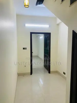 ফার্নিশড ৩ বেডরুম ডুপ্লেক্স ইন ইউপ্রপার্টি, যমুনা ফিউচার পার্ক ফর সেল