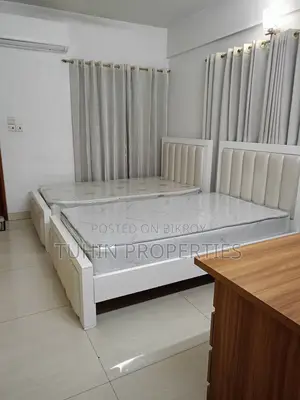 বনানীতে ৩ বেডরুমের অ্যাপার্টমেন্ট বিক্রির জন্য