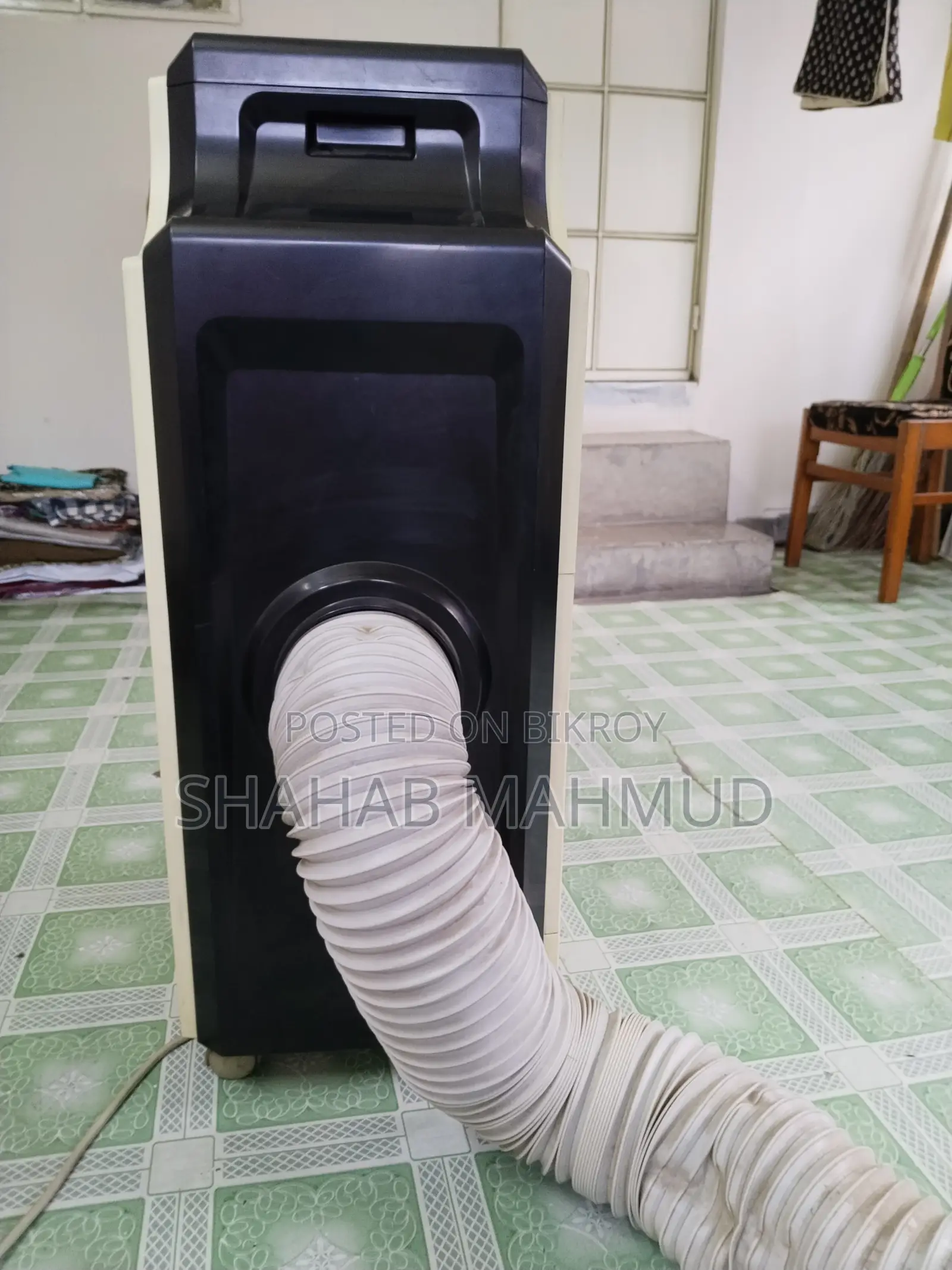 পোর্টেবল এয়ার কন্ডিশনার