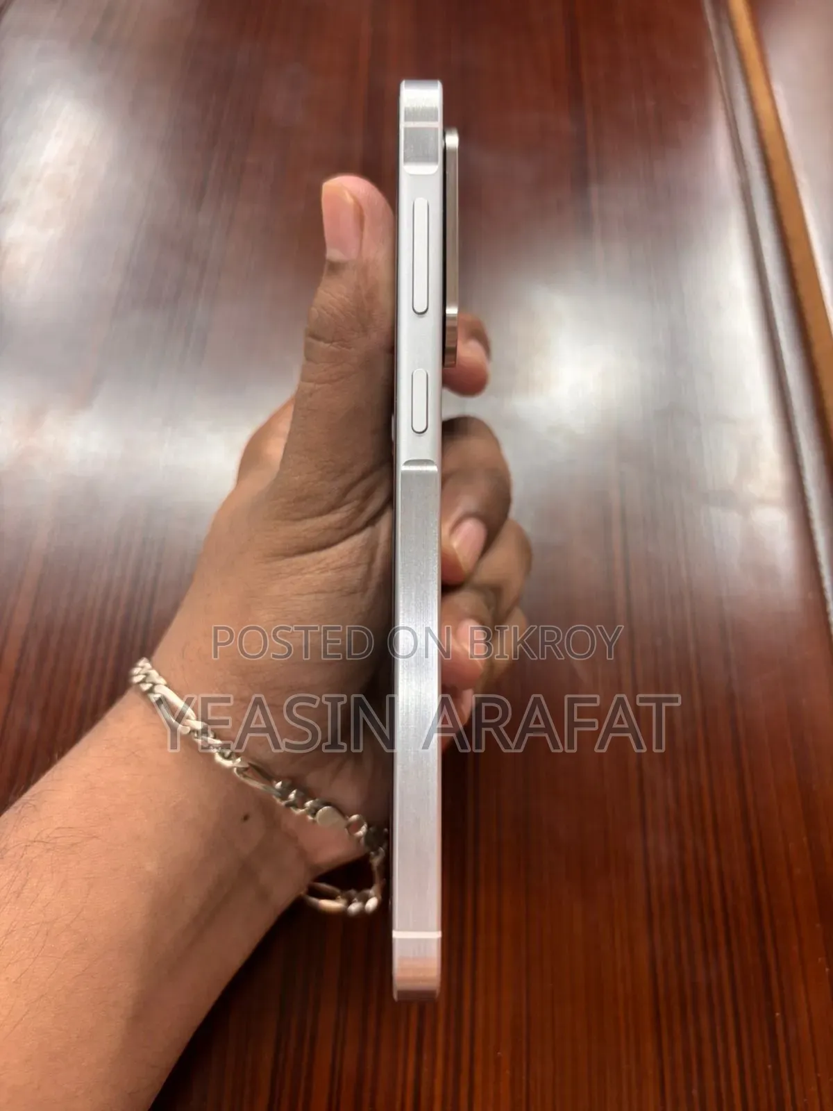 নতুন স্যামসাং গ্যালাক্সি এ৫৬ ১২৮ জিবি হোয়াইট