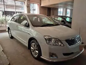 Toyota Premio 2014 White