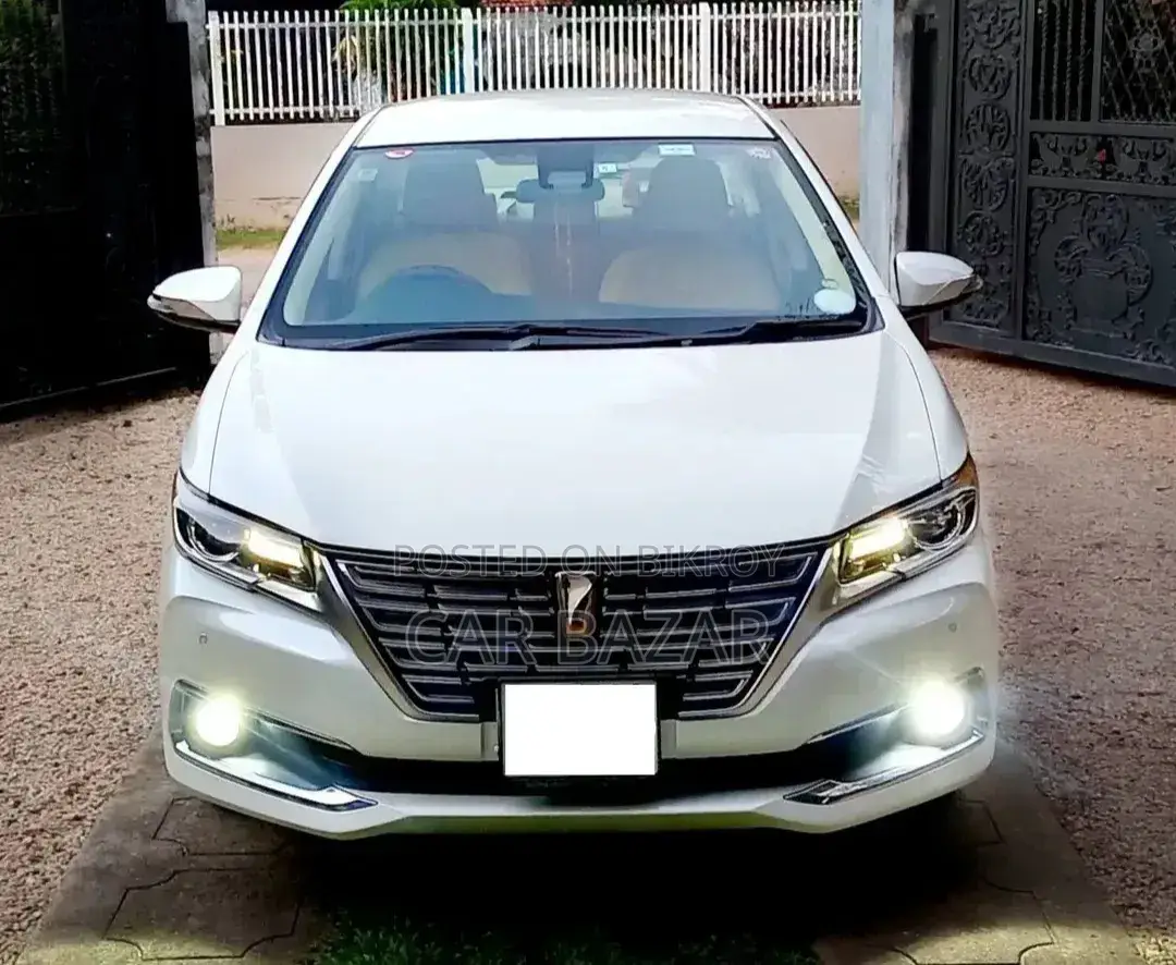 Toyota Premio 2020 White