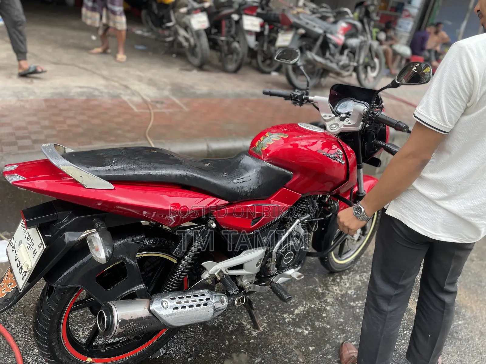 Bajaj Pulsar 150 2012 Red