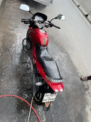 Bajaj Pulsar 150 2012 Red