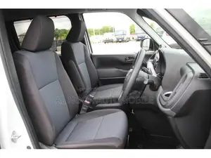 Toyota Noah 2022 White