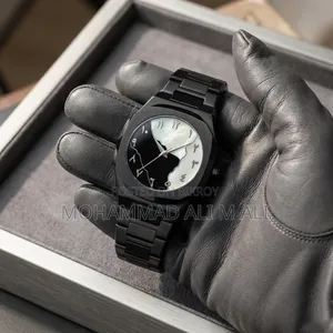 Arabian Aura Watch Available in Two Variants