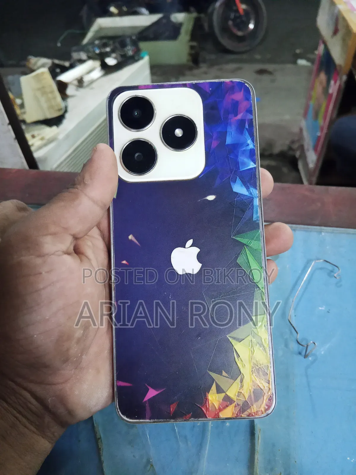 রিয়েলমি সি৬১ ১২৮ জিবি গোল্ড
