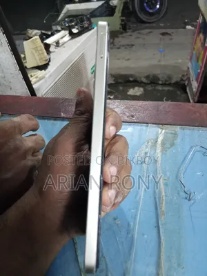 রিয়েলমি সি৬১ ১২৮ জিবি গোল্ড