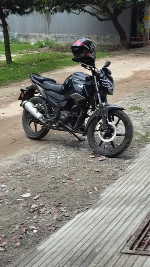 টিভিএস রাইডার ১২৫ ২০২২ ব্ল্যাক