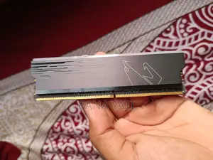 Gigabyte Aorus RGB 8gb Ddr4 3733mhz Desktop Ram