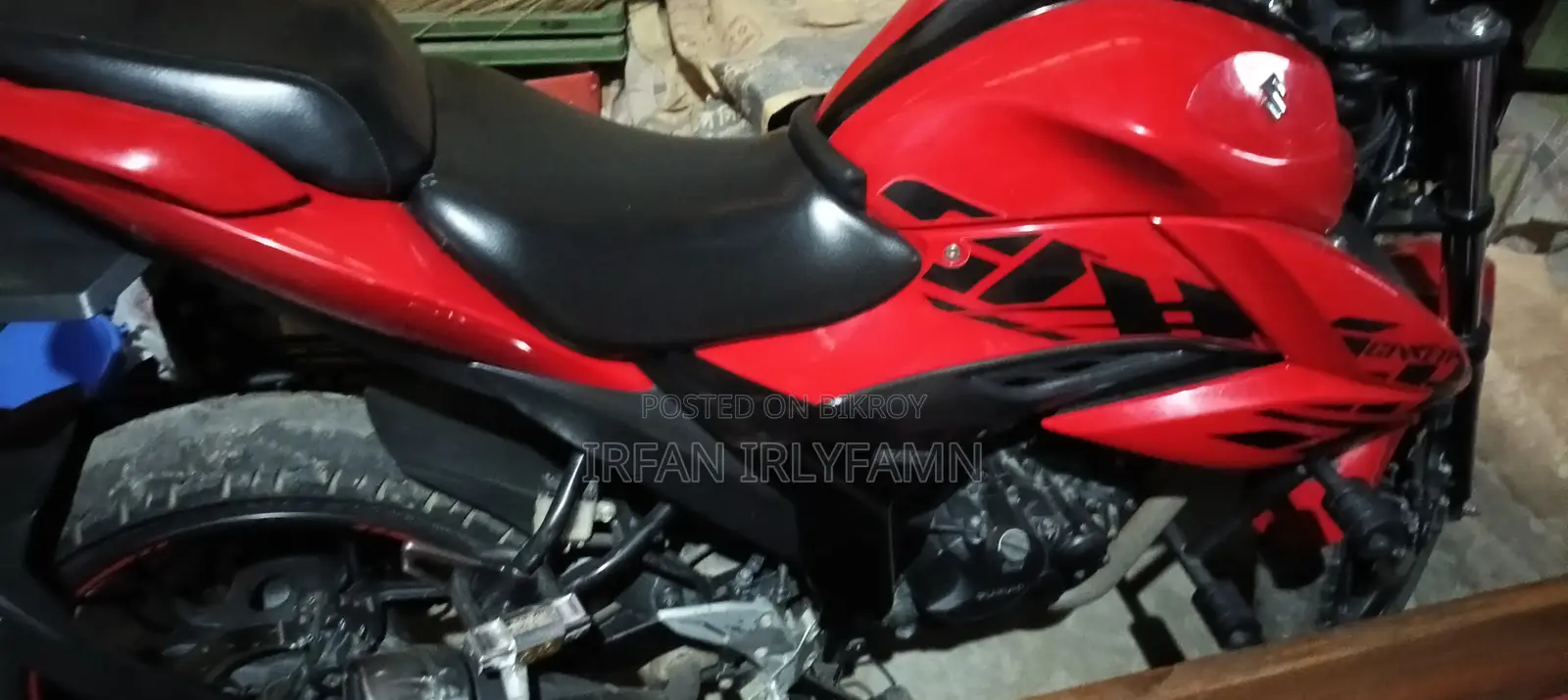 সুজুকি জিক্সার এফআই এবিএস ২০২৩ রেড
