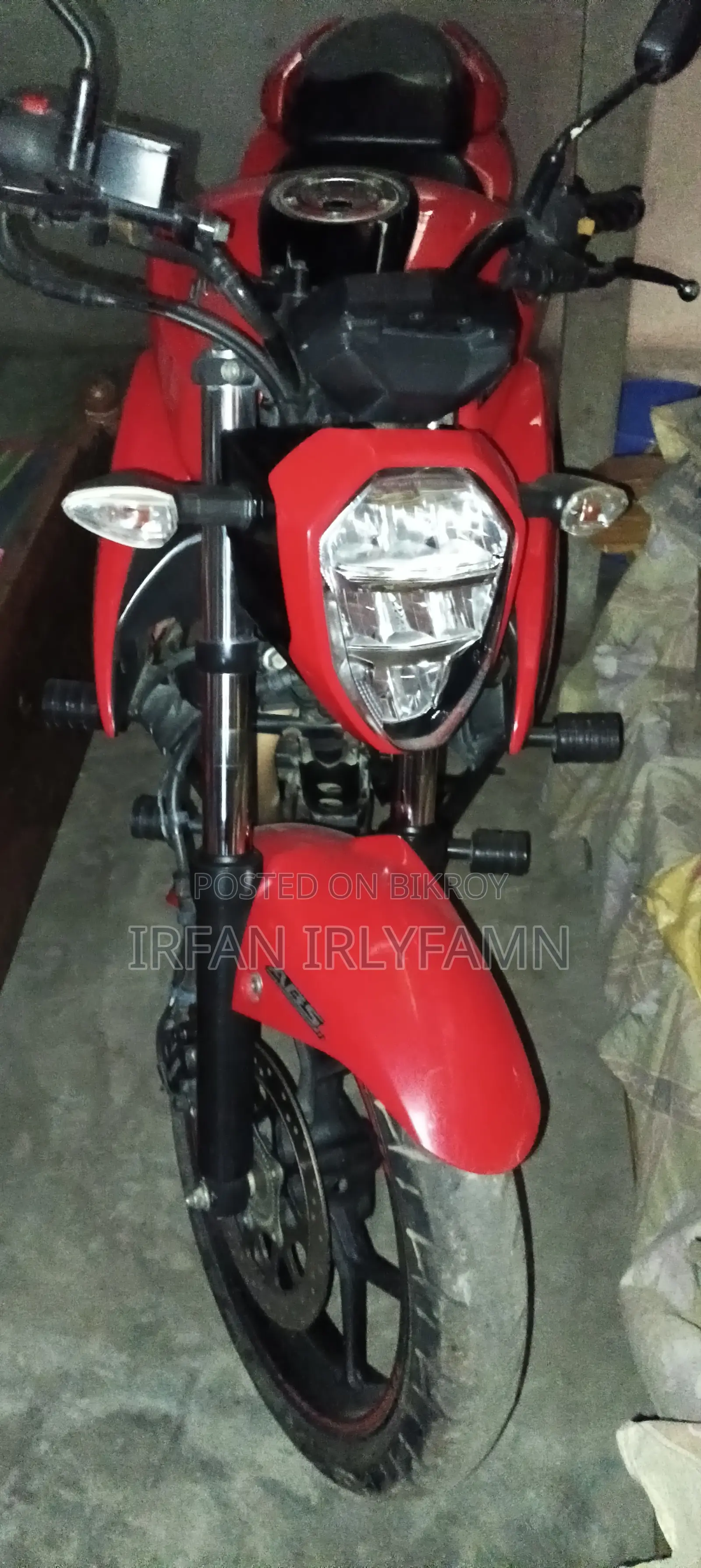 সুজুকি জিক্সার এফআই এবিএস ২০২৩ রেড