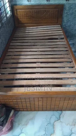 কড়ই কাঠের খাট