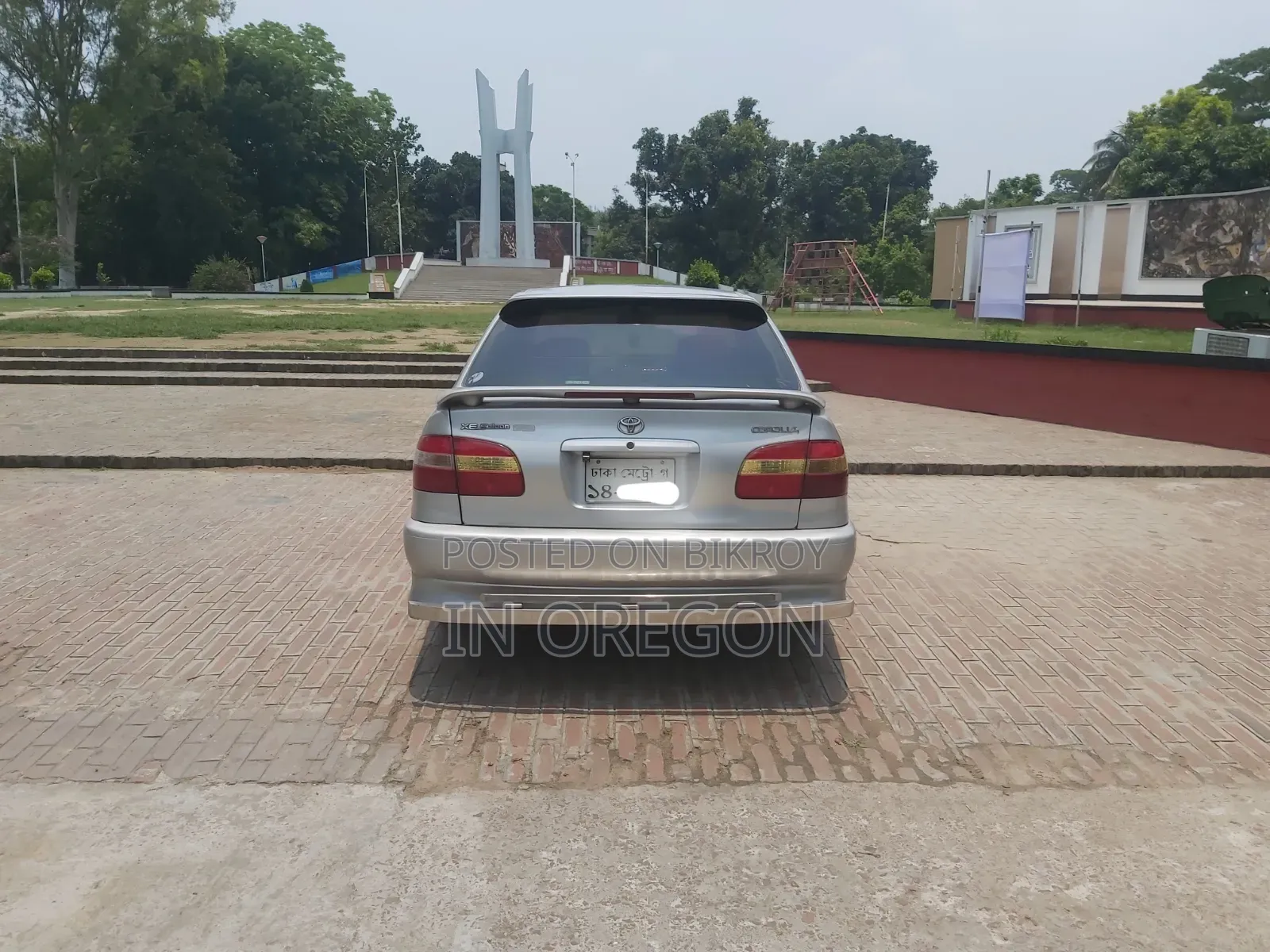 Toyota Corolla 1999 Silver