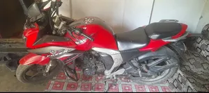 Yamaha 2017 Red